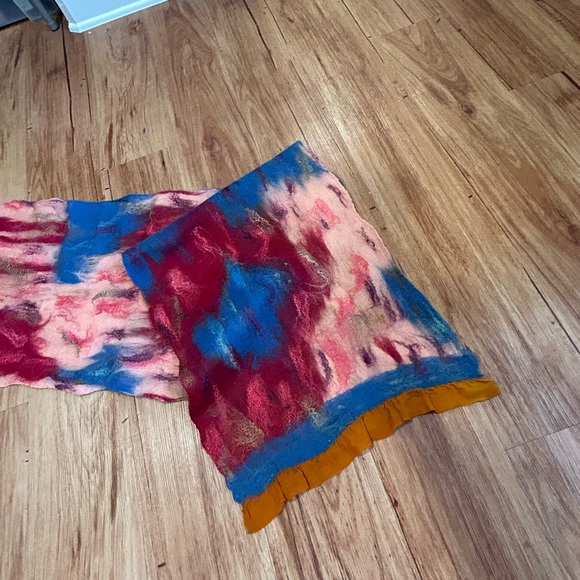 Handmade NUNO wool felted on silk reversible shawl/scarf - Picture 8 of 14